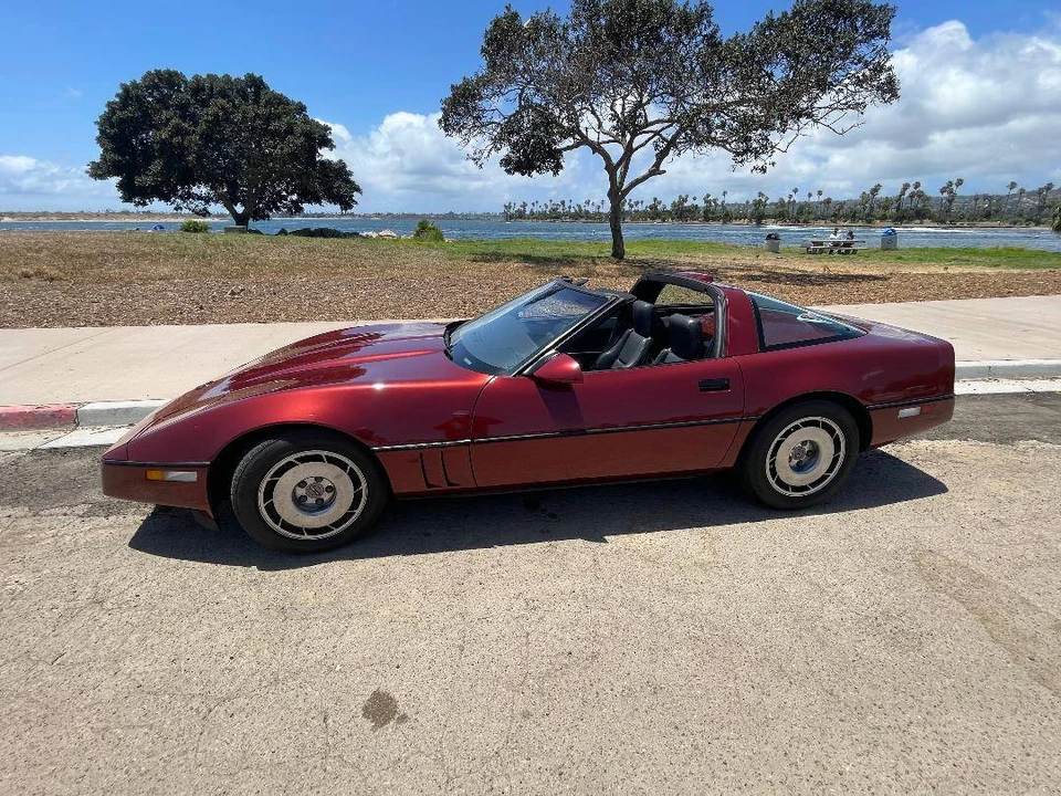 1987 Chevrolet Corvette C4 - Image 4 of 6