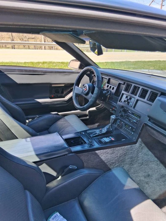 1987 Chevrolet Corvette C4 - Image 8 of 11