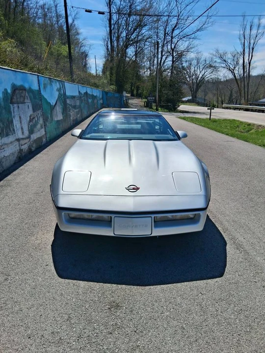 1987 Chevrolet Corvette C4 - Image 2 of 11