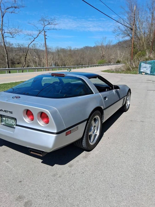1987 Chevrolet Corvette C4 - Image 6 of 11