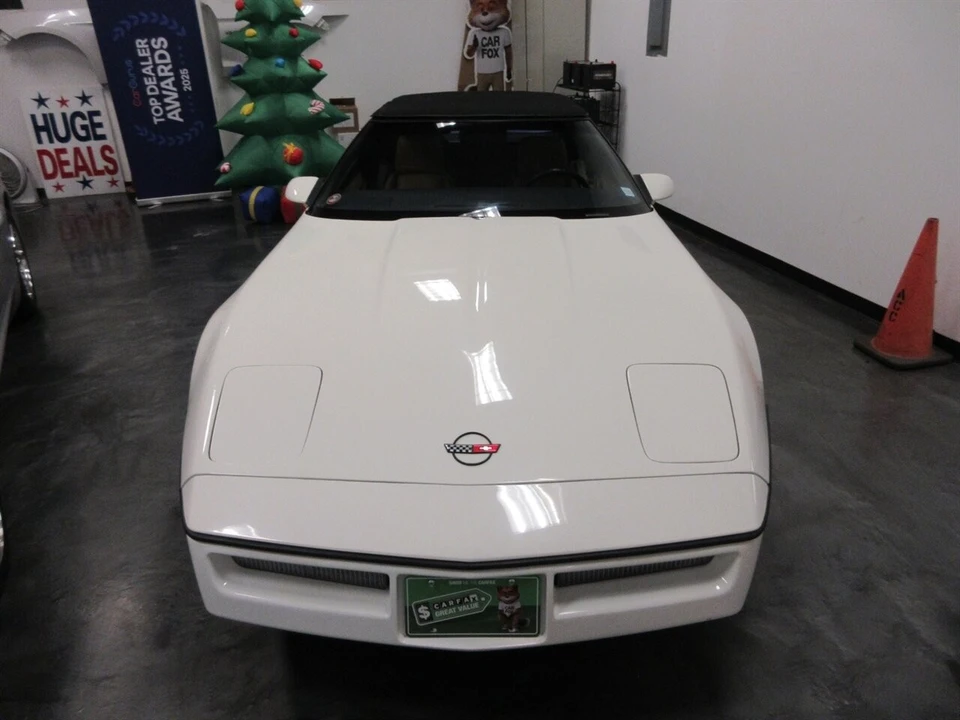 1987 Chevrolet Corvette C4 - Image 8 of 21