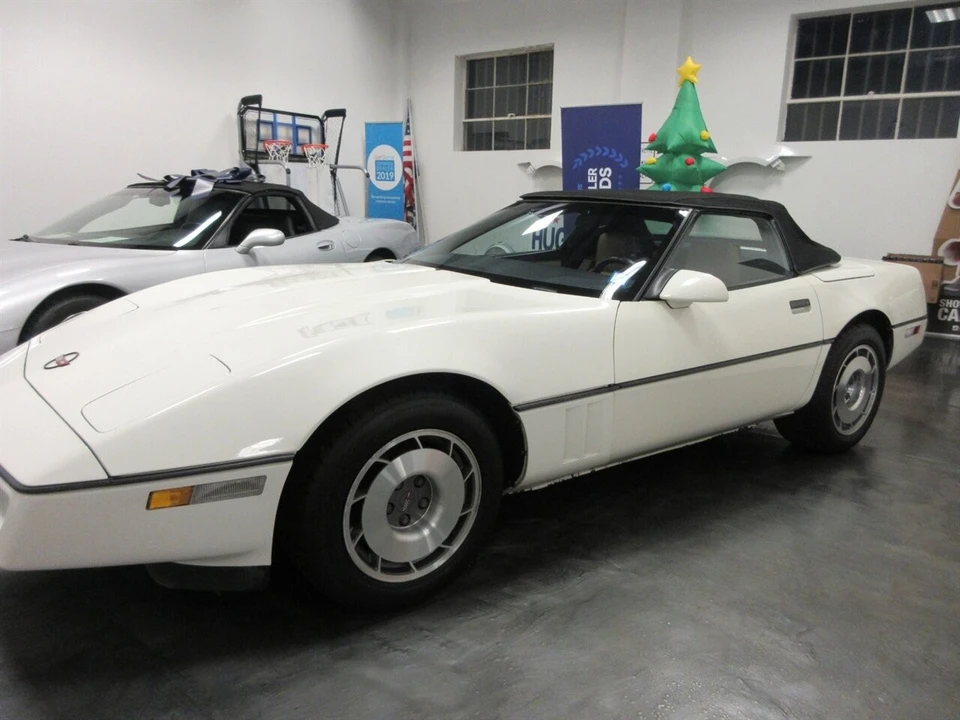 1987 Chevrolet Corvette C4 - Image 19 of 21