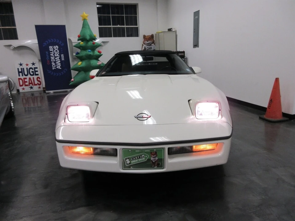 1987 Chevrolet Corvette C4 - Image 12 of 21