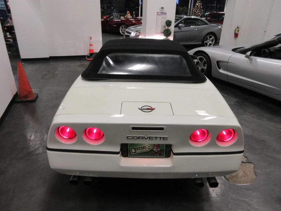 1987 Chevrolet Corvette C4 - Image 13 of 21
