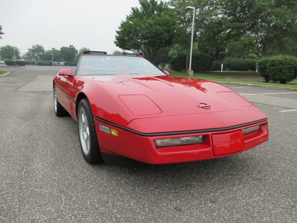 1987 Chevrolet Corvette C4 - Image 10 of 24