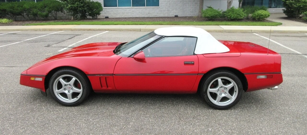 1987 Chevrolet Corvette C4 - Image 15 of 24
