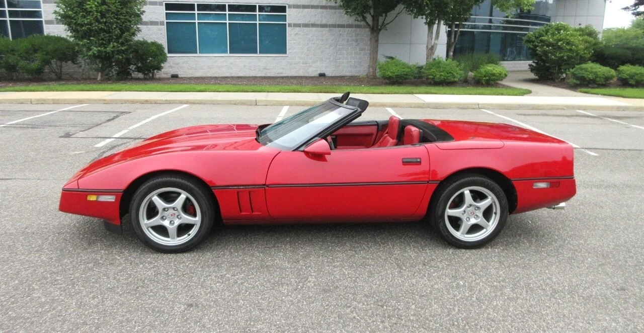 1987 Chevrolet Corvette C4 - Image 13 of 24