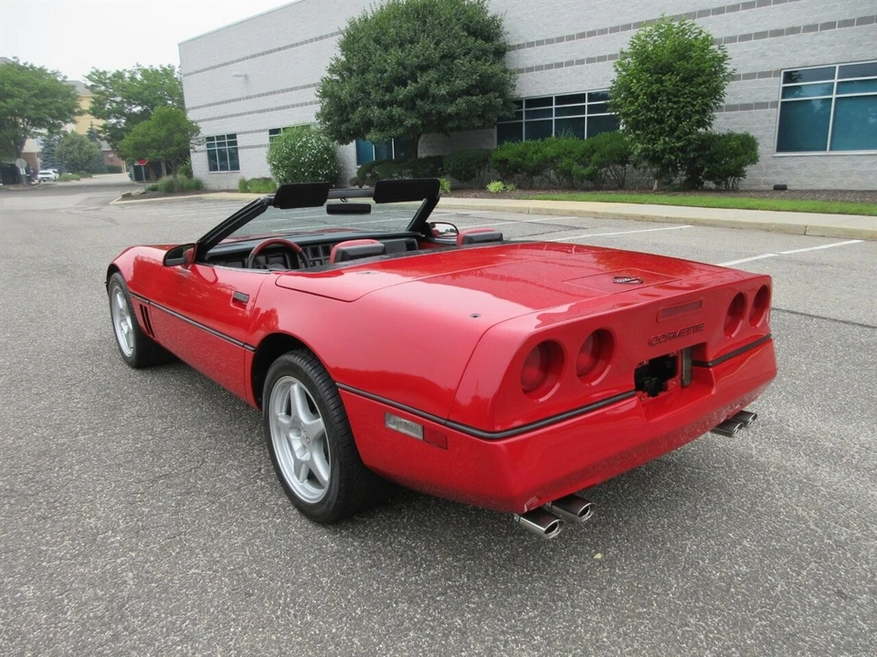 1987 Chevrolet Corvette C4 - Image 7 of 24