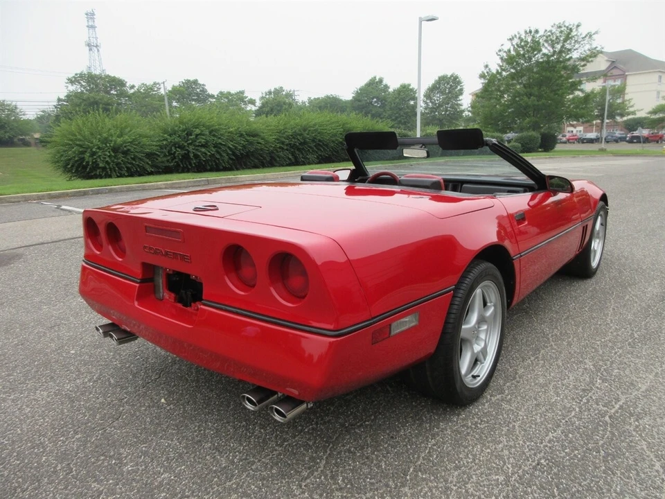1987 Chevrolet Corvette C4 - Image 8 of 24