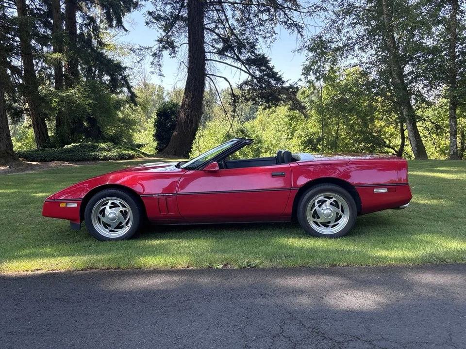 1987 Chevrolet Corvette C4 - Image 3 of 5