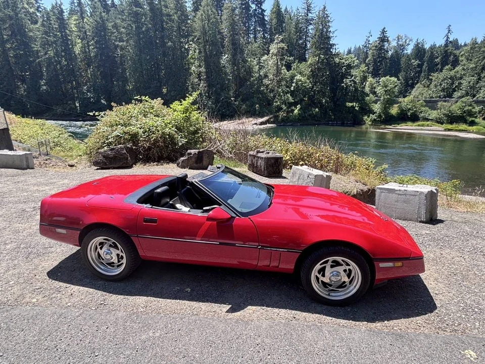 1987 Chevrolet Corvette C4 - Image 5 of 5