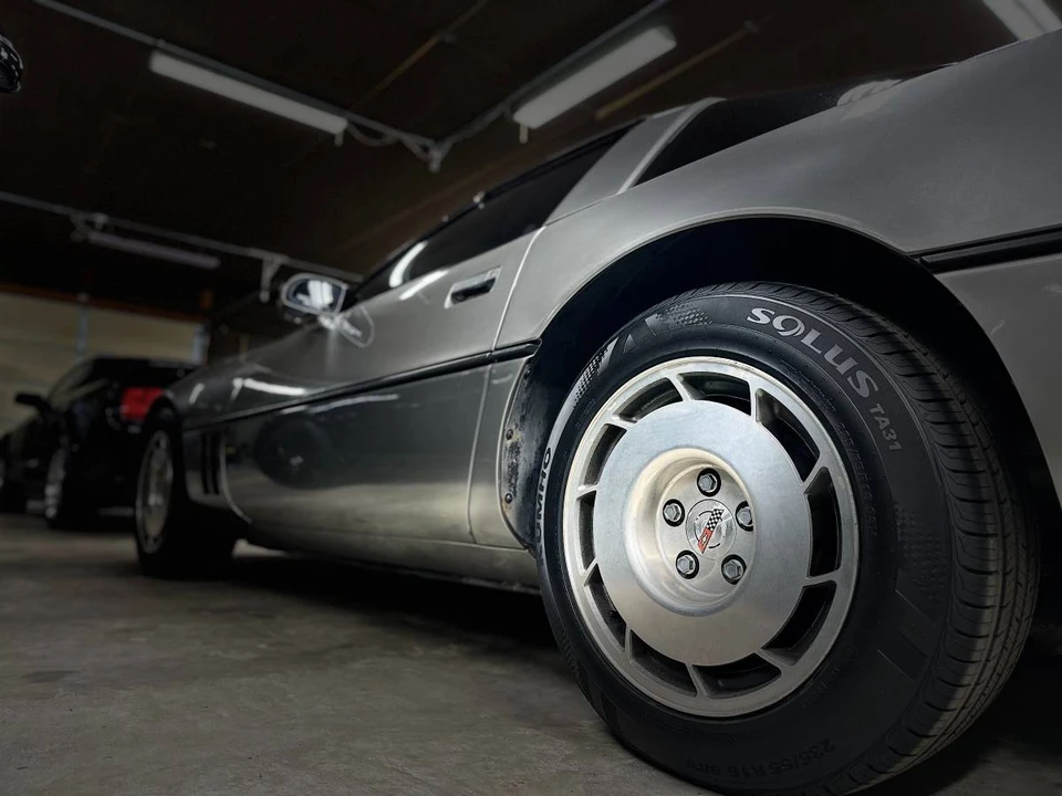 1987 Chevrolet Corvette C4 - Image 3 of 4