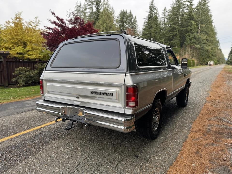 1987 Dodge Ramcharger - Image 18 of 21