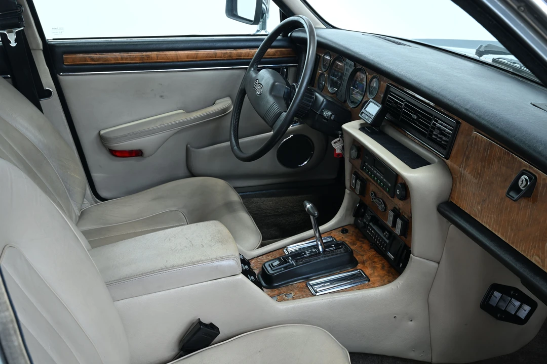 1987 Daimler - Image 23 of 31