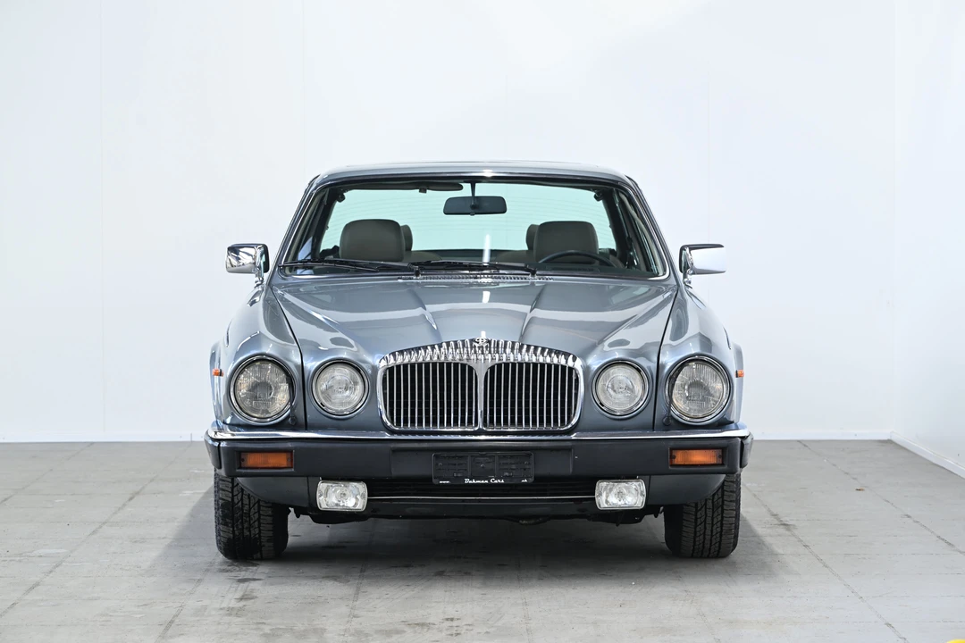 1987 Daimler - Image 4 of 31