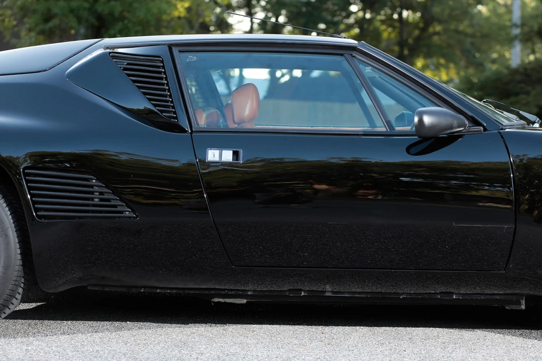 1987 DeTomaso Pantera - Image 26 of 31