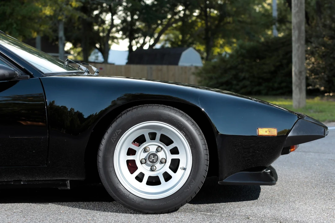 1987 DeTomaso Pantera - Image 27 of 31
