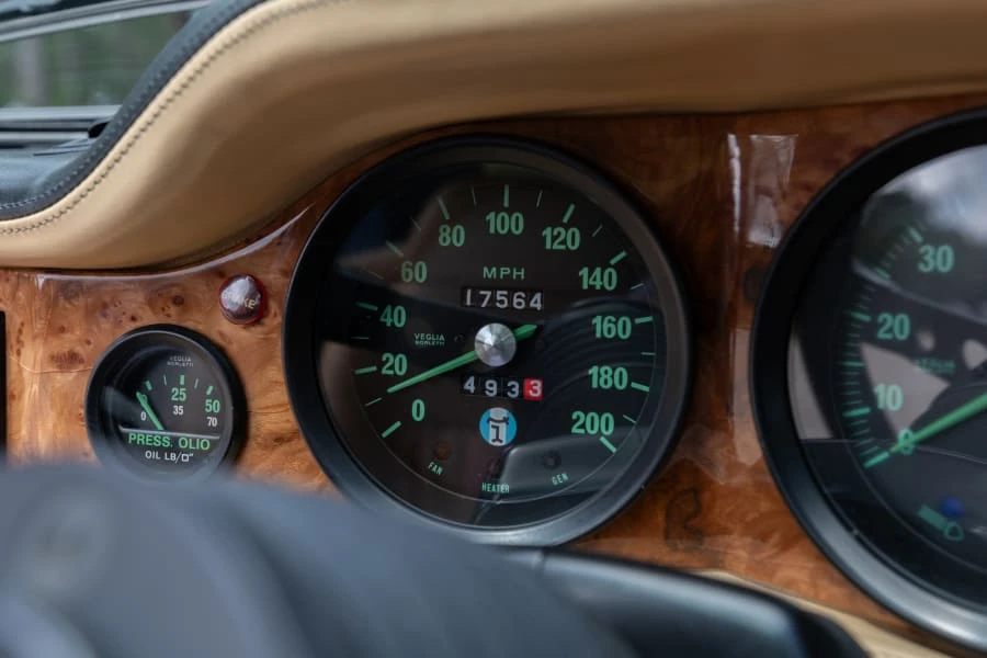 1987 DeTomaso Pantera - Image 26 of 31