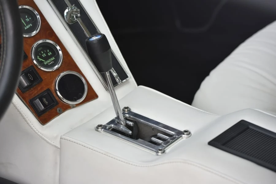 1987 DeTomaso Pantera - Image 27 of 31