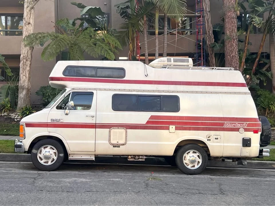 1987 Dodge Ram Van - Image 3 of 10