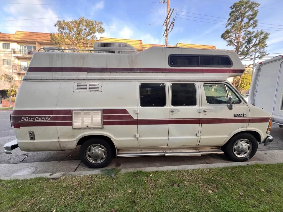 1987 Dodge Ram Van - Image 7 of 10