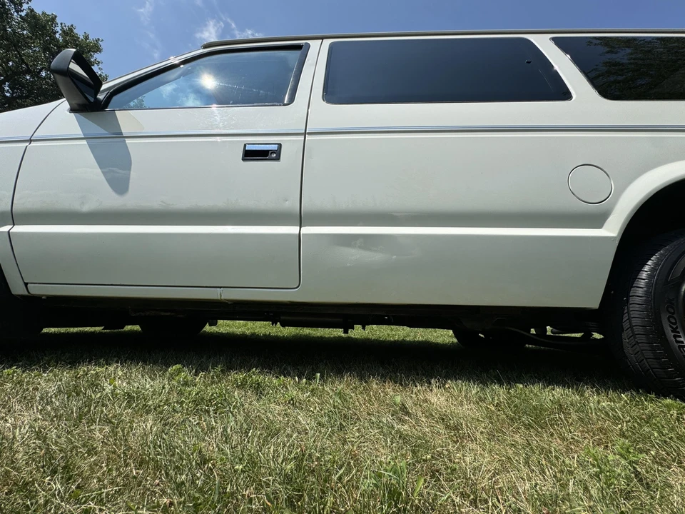 1987 Dodge Caravan - Image 31 of 31