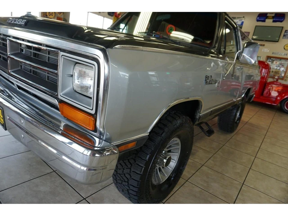 1987 Dodge Charger 5th Gen - Image 20 of 31