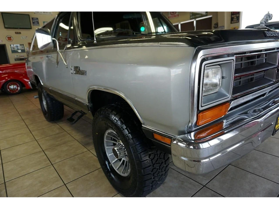 1987 Dodge Charger 5th Gen - Image 19 of 31