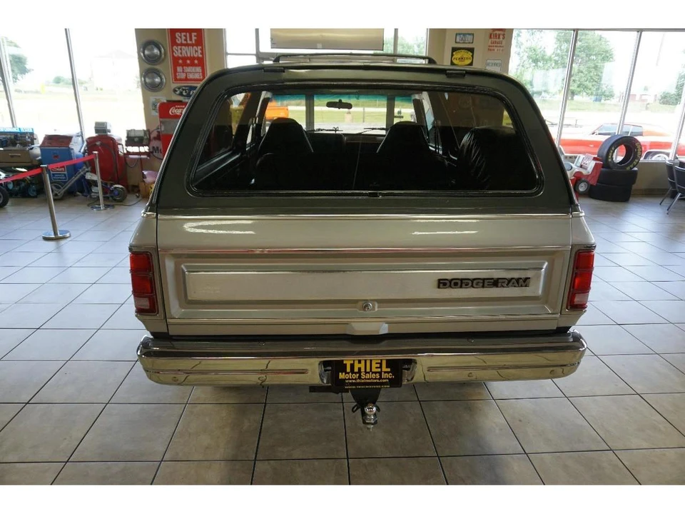 1987 Dodge Charger 5th Gen - Image 12 of 31