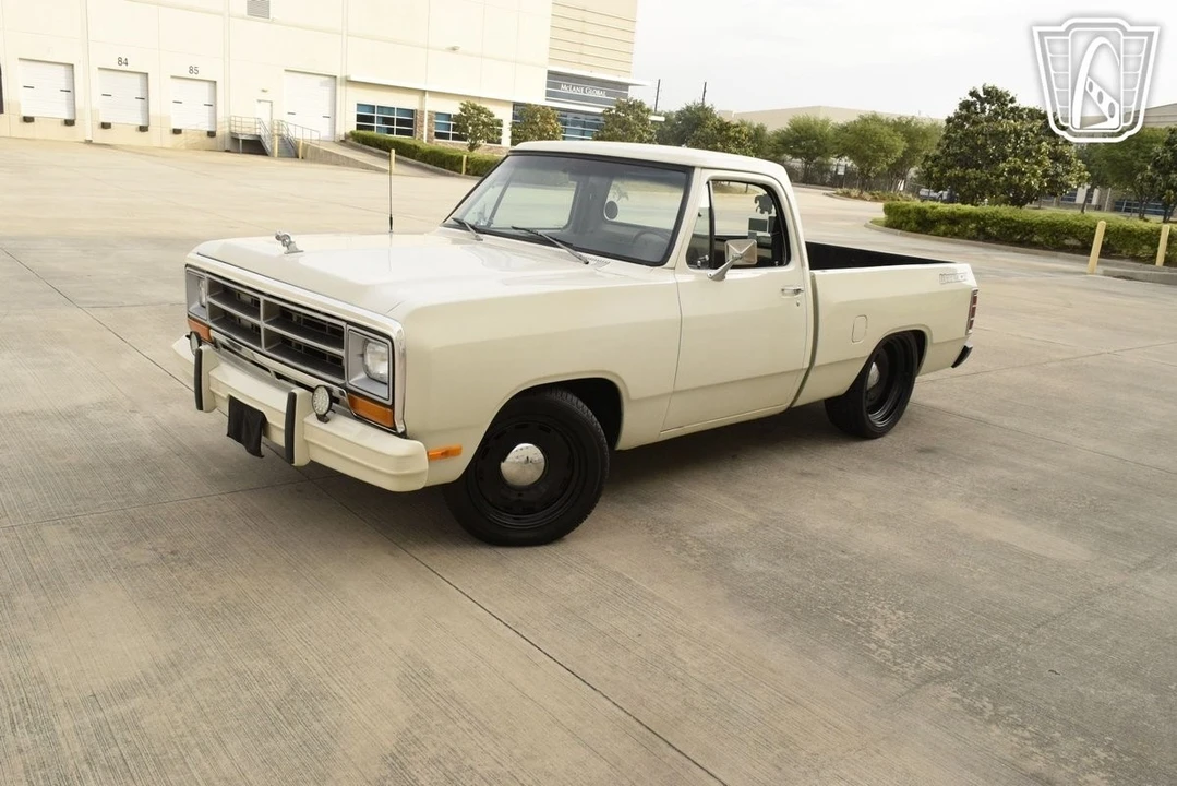 1987 Dodge Ram 1st Gen - Image 3 of 12