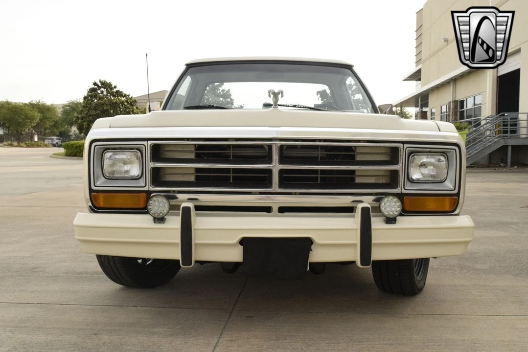 1987 Dodge Ram 1st Gen - Image 7 of 12