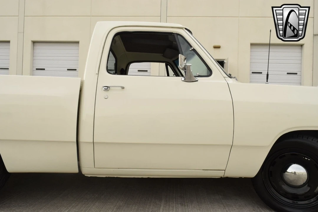 1987 Dodge Ram 1st Gen - Image 11 of 12