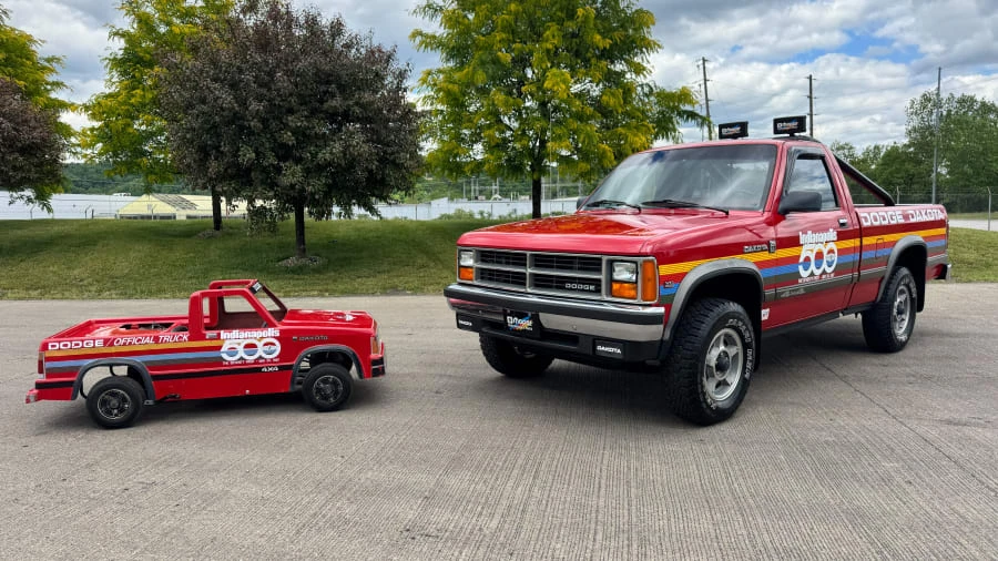 1987 Dodge Dakota 1st Gen - Image 16 of 17
