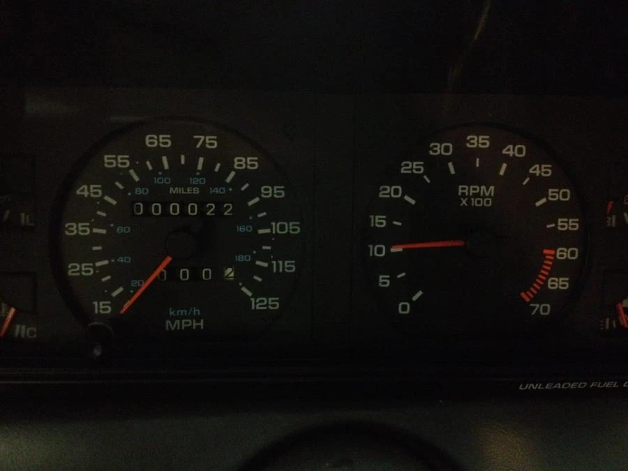 1987 Dodge Daytona - Image 5 of 6