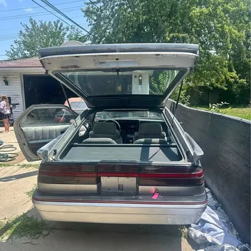 1987 Dodge Daytona ES Hatchback 2D