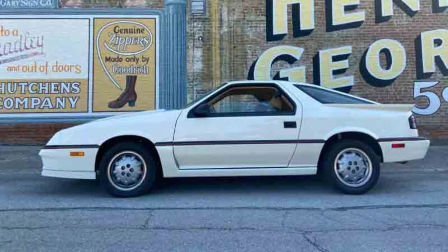1987 Dodge Daytona - Image 2 of 7