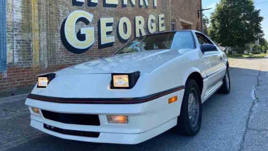 1987 Dodge Daytona - Image 7 of 7