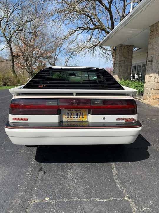 1987 Dodge Daytona - Image 15 of 31