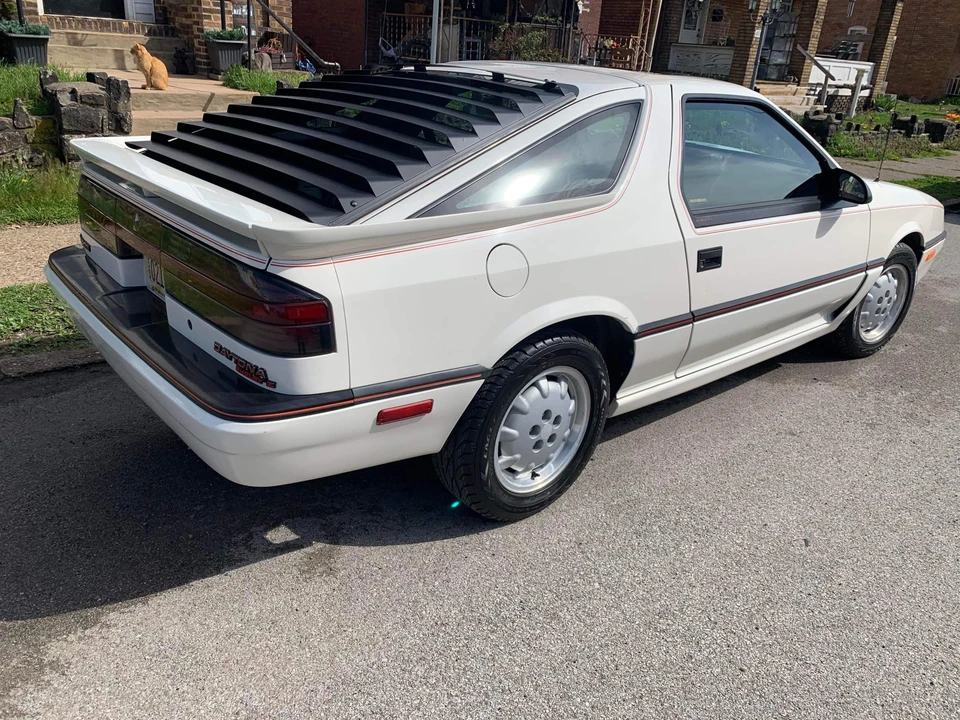 1987 Dodge Daytona - Image 17 of 31
