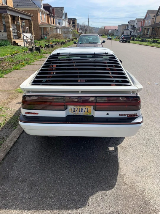 1987 Dodge Daytona - Image 14 of 31