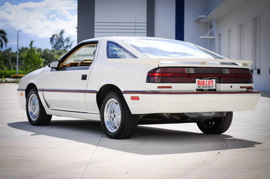1987 Dodge Daytona - Image 8 of 31