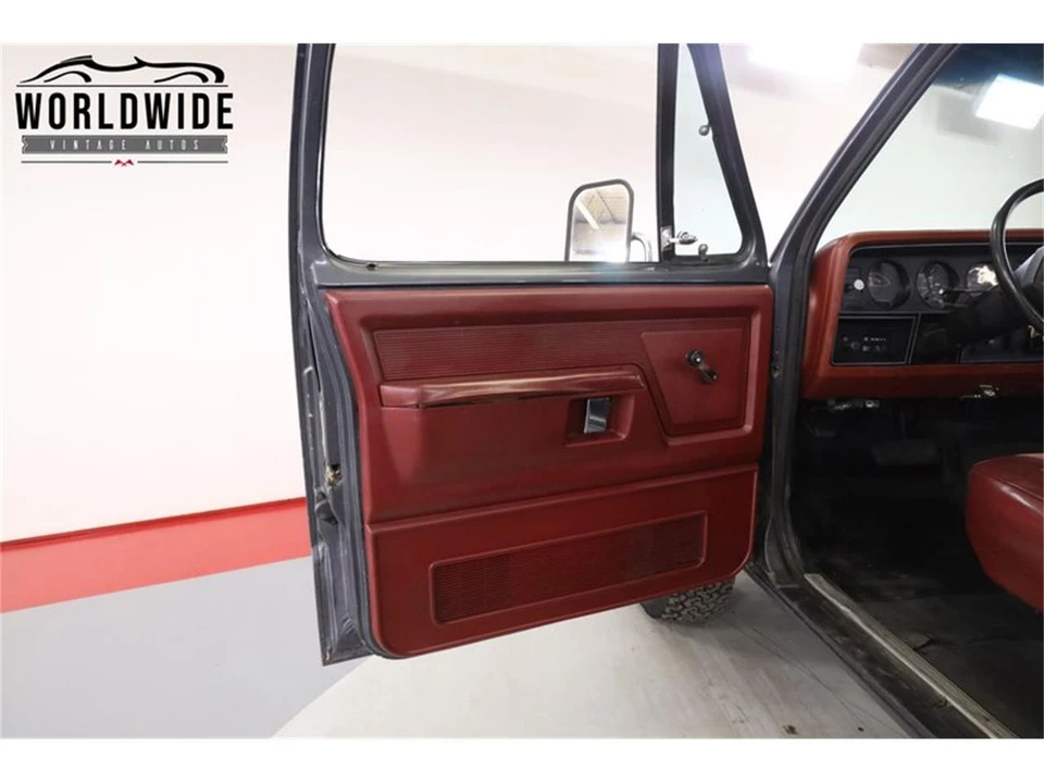 1987 Dodge Ram 1st Gen - Image 25 of 31