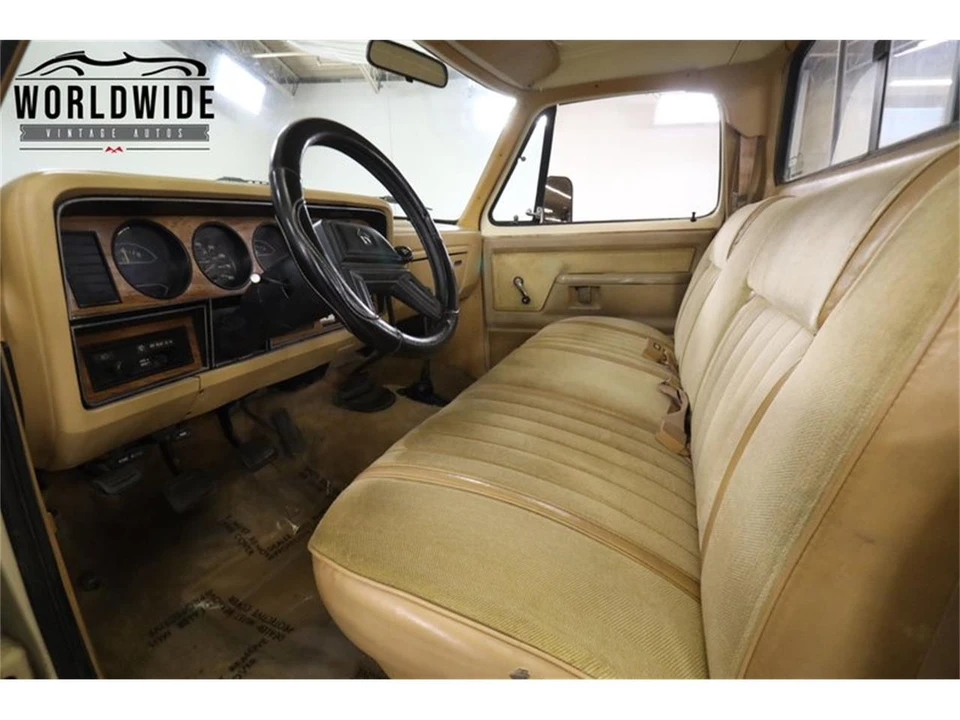 1987 Dodge Ram 1st Gen - Image 25 of 31