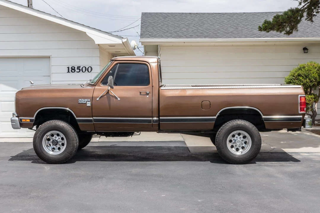 1987 Dodge Ram 1st Gen - Image 28 of 31