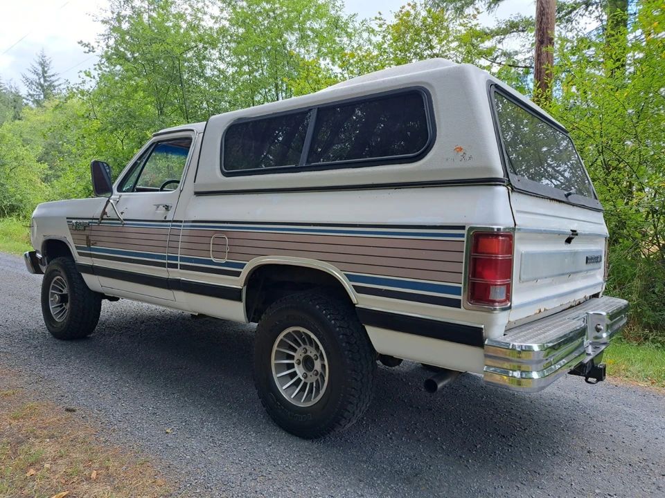 1987 Dodge Ram 1st Gen - Image 19 of 28