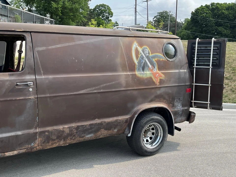1987 Dodge Ram Van - Image 29 of 31