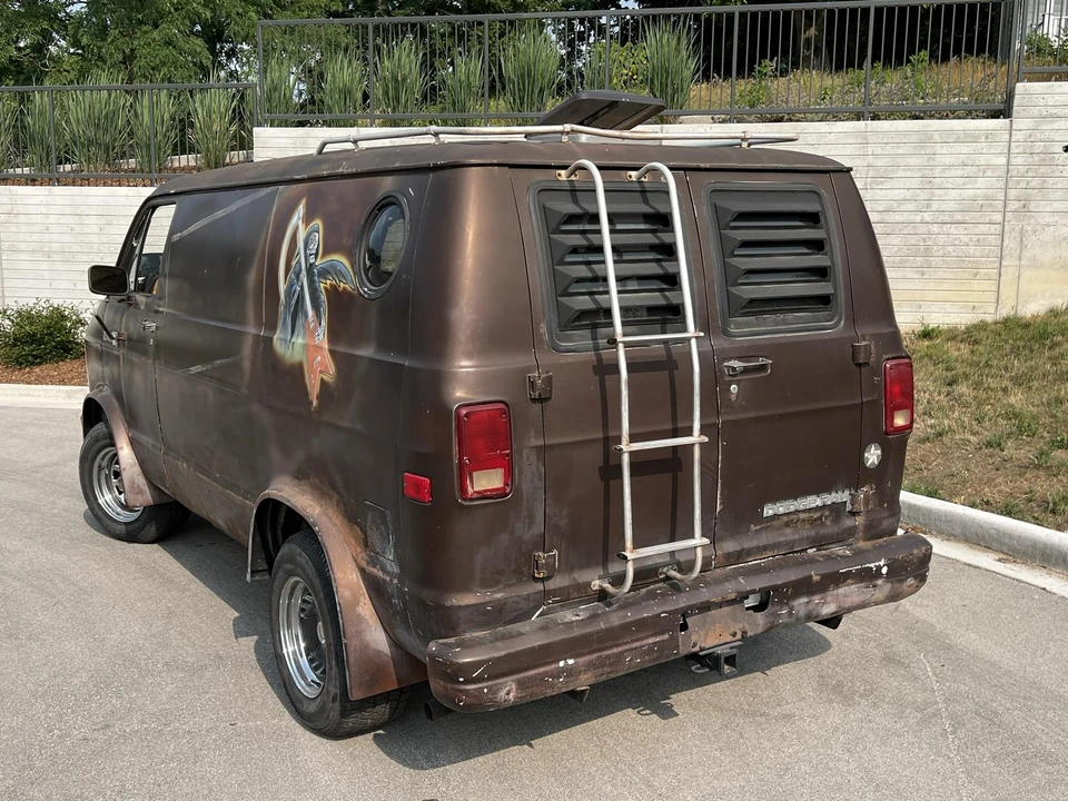 1987 Dodge Ram Van - Image 10 of 31