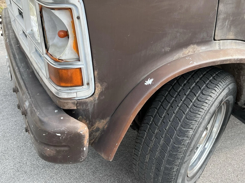 1987 Dodge Ram Van - Image 30 of 31