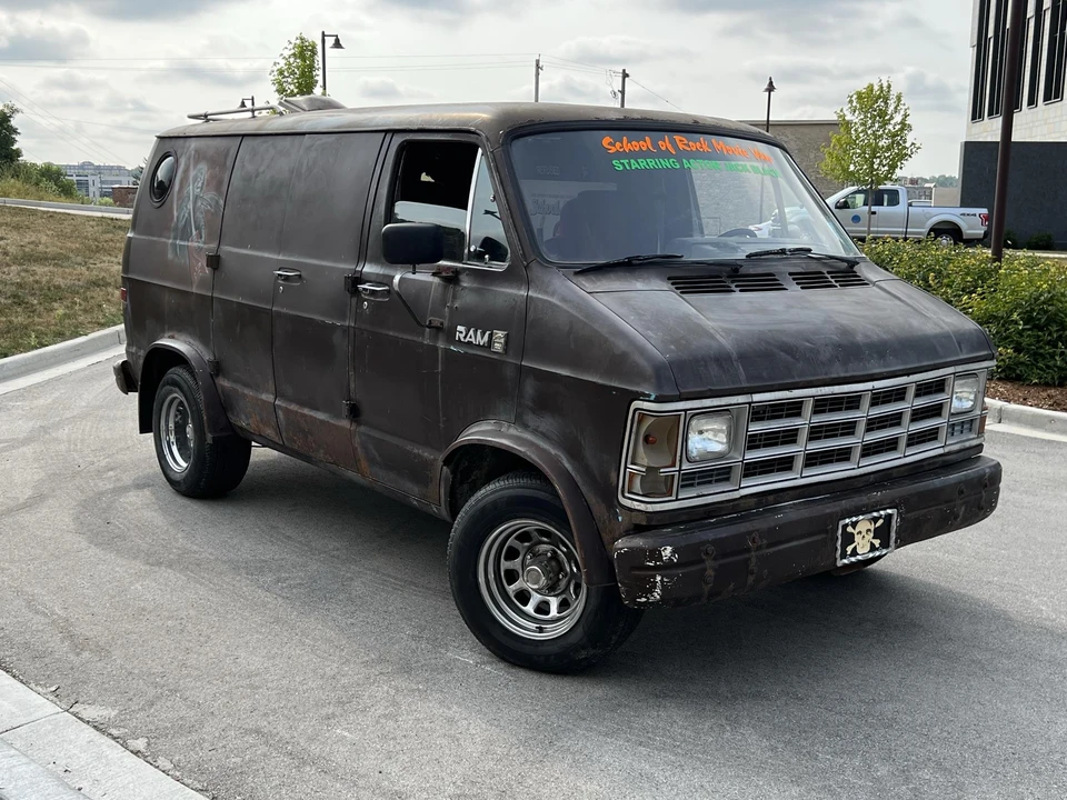 1987 Dodge Ram Van - Image 20 of 31