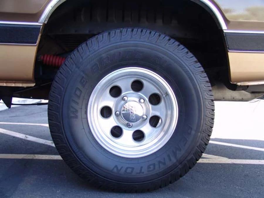 1987 Dodge Ramcharger - Image 8 of 10